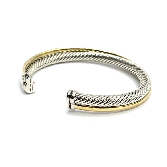 David Yurman
Crossover Bracelet with 18K Gold - Picture 8 of 8